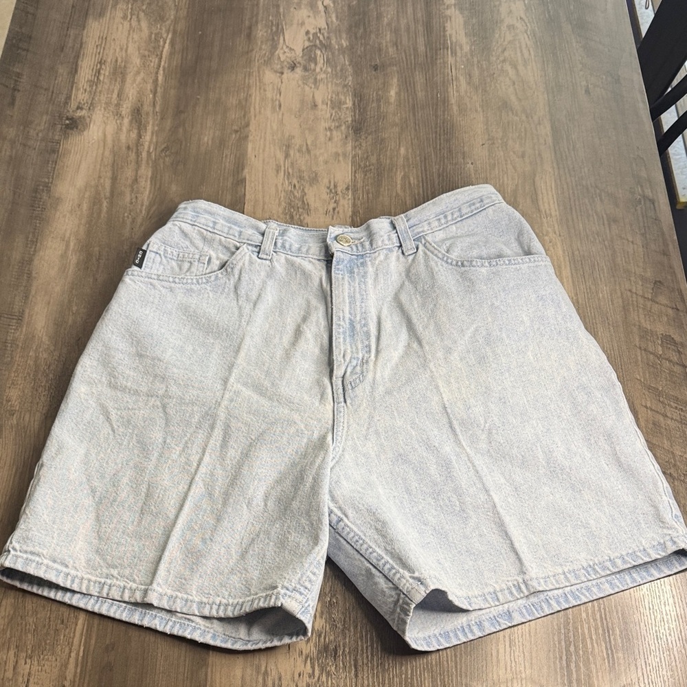 Vintage 80’s chic Pale Blue High-Rise Mom Denim Shorts